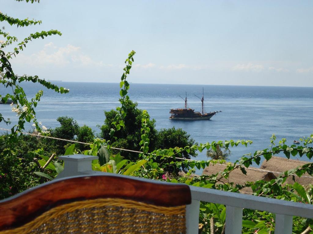 Baliku Dive Resort Amed Rum bild